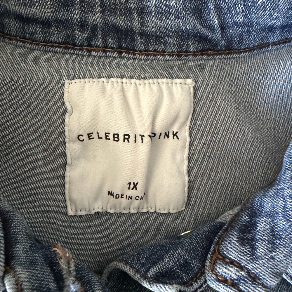 Celebrity Pink Denim Blue Women's Jacket - Picture 15 of 16
